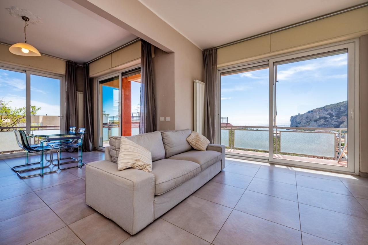 Casa Matilde - Appartamento Vista Mare - Con Posto Auto Финале Лигуре Екстериор снимка